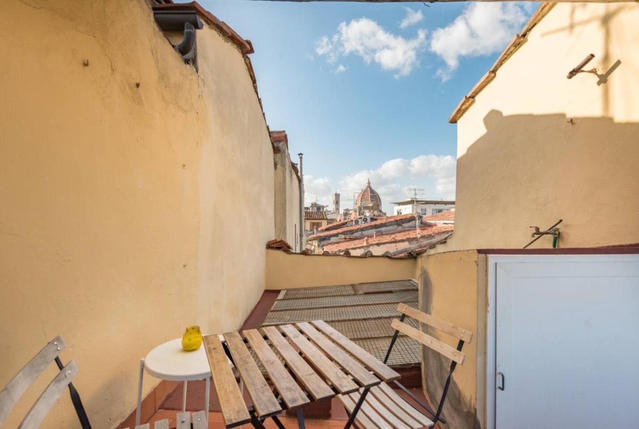 Romantico Attichino Con Terrazzo Vista Duomo !! Florença Exterior foto